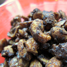 Sriracha Cocoa Cashews