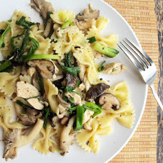 Chicken Pasta with Mixed Mushrooms and Green Onions