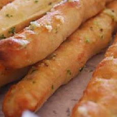 Minute Garlic Breadsticks
