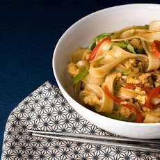 Pad Kee Mao (Spicy Ground Chicken and Rice Noodles) Recipe