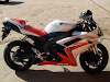 Vendo Yamaha R1 Color Blanca Y Roja