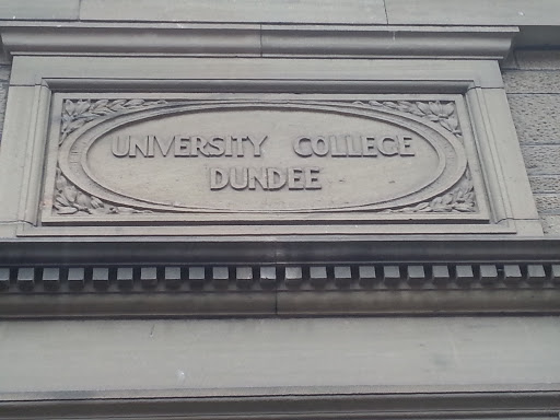 University College Dundee Plaque
