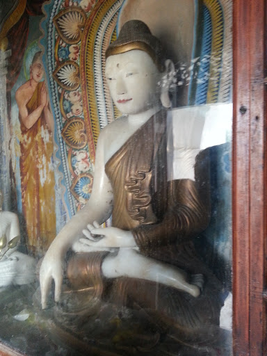 Maha Pansala Buddha Statue