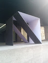 Escultura Con Triángulos