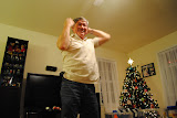 Dad trying to point out head.