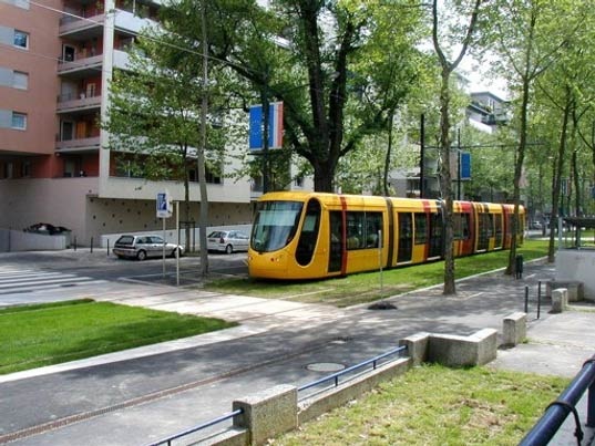 [grasstram-ed07[2].jpg]