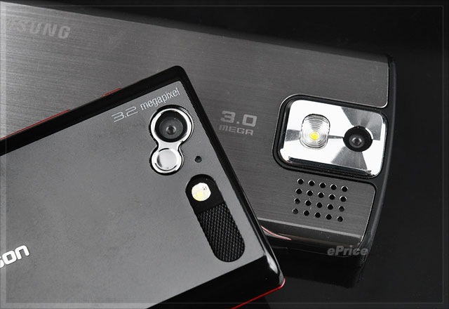 [sonyericssont700-vs-samsungu800soul-03[2].jpg]