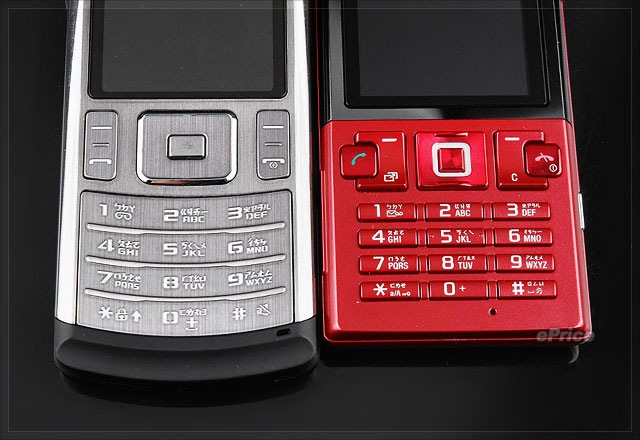 [sonyericssont700-vs-samsungu800soul-08[2].jpg]
