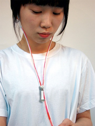 [zipperearphones07[2].jpg]