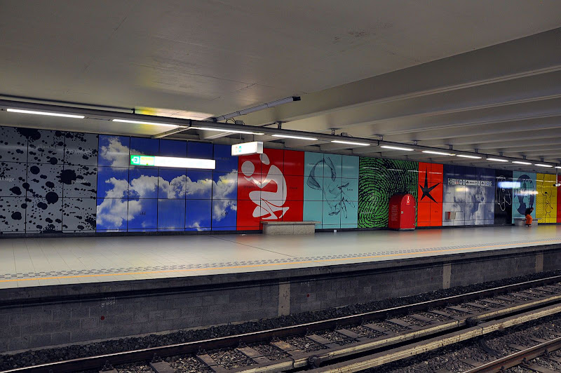 Станция метро в Брюсселе
