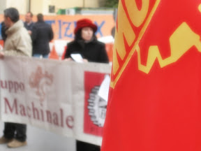Piaggio, corteo in auto da Pontedera a Pisa 12 Novembre 2009