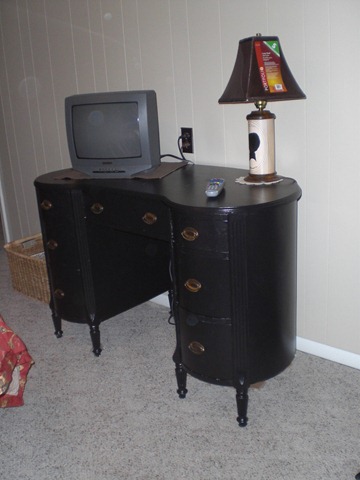 [062210 Tylers old room (1)[4].jpg]