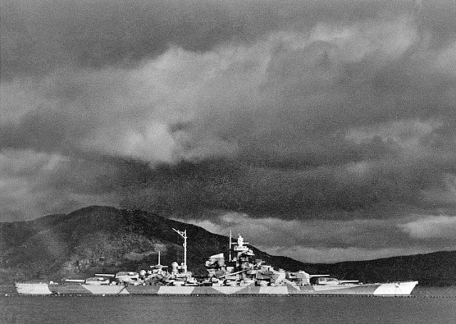 [Tirpitz_altafjord[7].jpg]