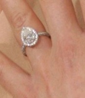 KatherineHeiglEngagementRing8 KatherineHeiglEngagementRing8