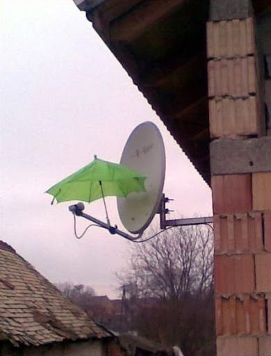 http://lh6.ggpht.com/_-SztRgQh4Qk/TKLrZ2VIUDI/AAAAAAAACuQ/CrSnjV0V5yU/Gambiarras_23.jpg
