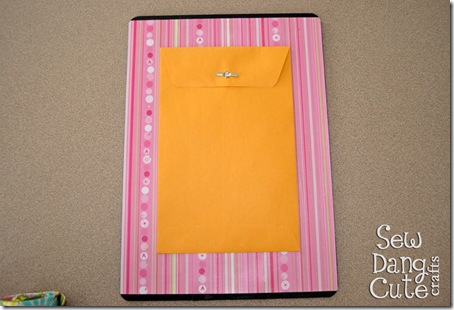 folder-glued-to-back