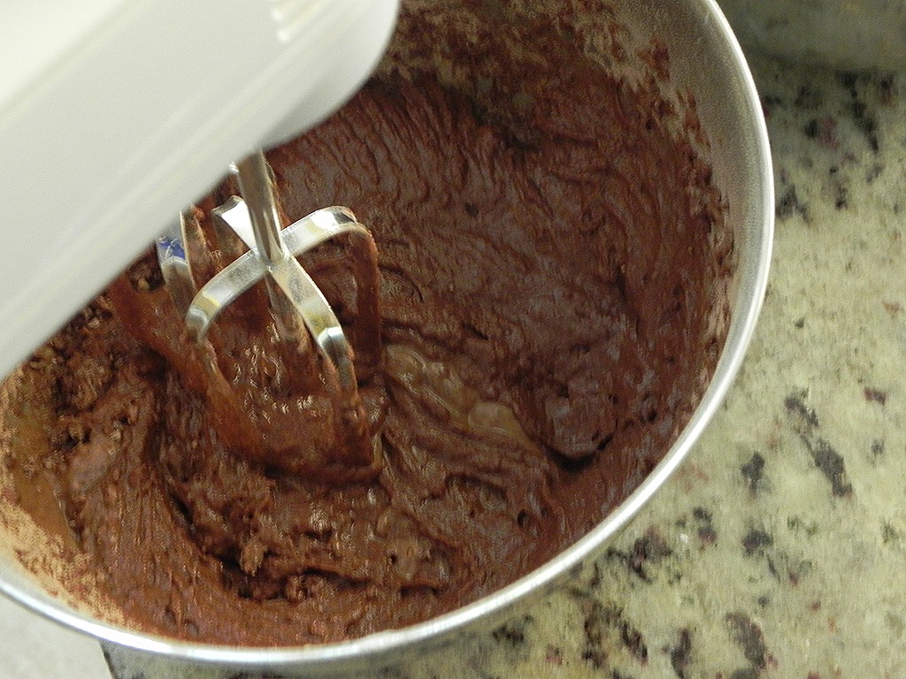 [DSCN6946[5].jpg&description=Orangette’s Chocolate Cake with Chocolate Glaze')]