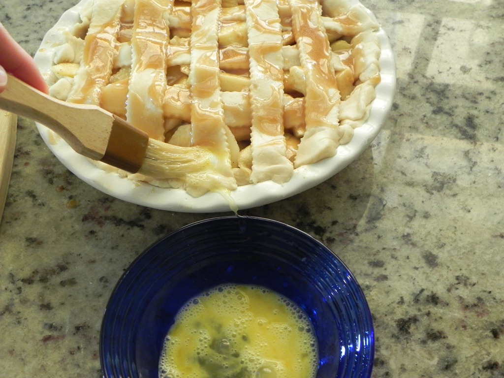 [DSCN7258[4].jpg&description=Salted Caramel Apple Pie')]