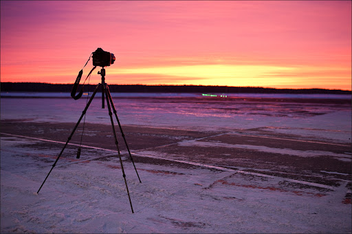 Раннее утро на перроне. 