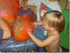 Pumpkin Painting on High Street 004
