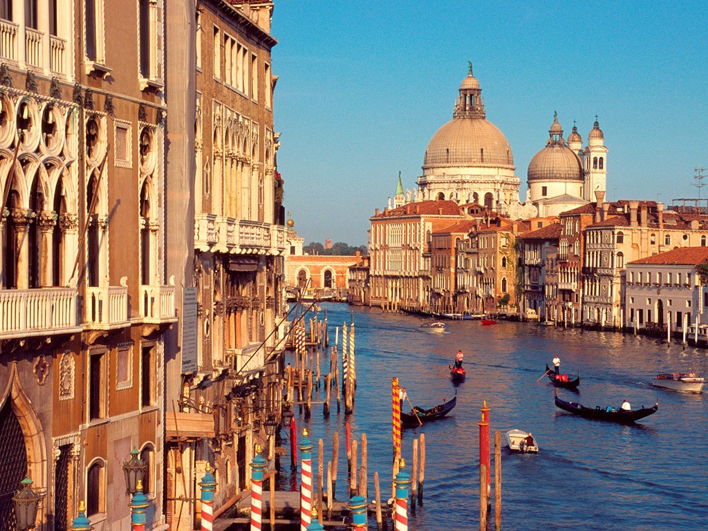 [Grand-Canal-Venice-Italy[3].jpg]