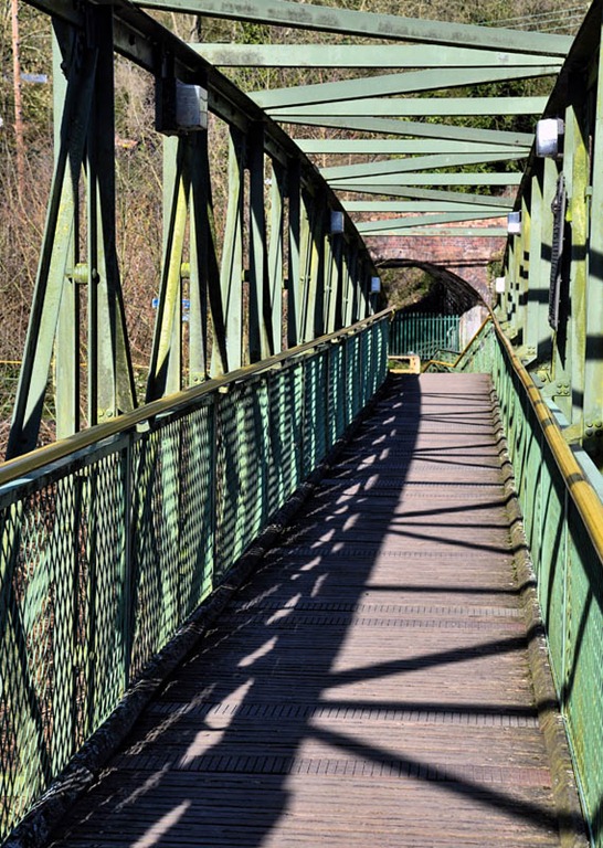 [Jackfield bridge[3].jpg]