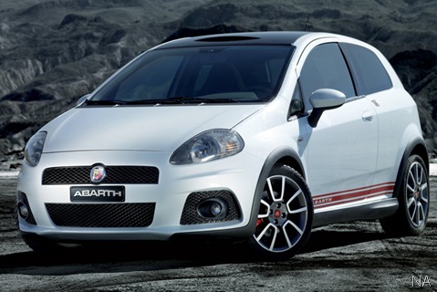 [FiatGrandePunto2[4].jpg]