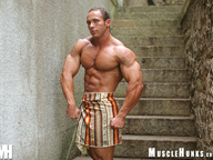 Solid muscleman - Vinnie de Angelo - Flexing in the sun!