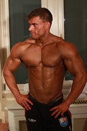 Muscle Hunk - Rocky Remington, Stage Quality