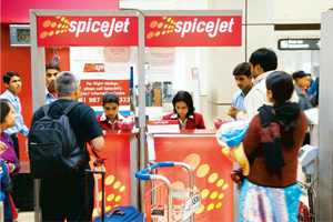 [Image: Spicejet%20counter2.jpg]