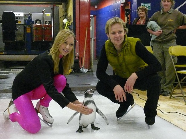[Mark Hanretty & Christina Chitwood with Dippy (resized)[8].jpg]