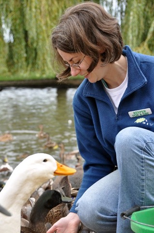 [Catherine feeding at lower lake (2) resized[6].jpg]