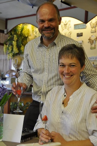 [Rachel & Simon (resized) DSC_0729[11].jpg]