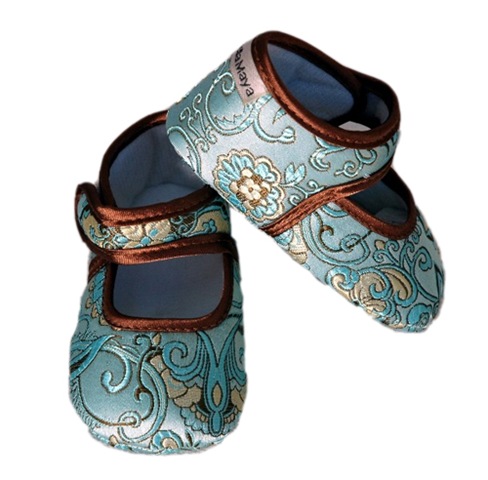 [baby shoes[3].jpg]