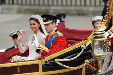 [royal-wedding-carriage-86652252[3].jpg]