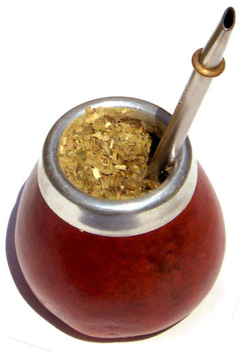 La calebassse et la bombilla (paille en fer) La calebassse et la bombilla (paille en fer)