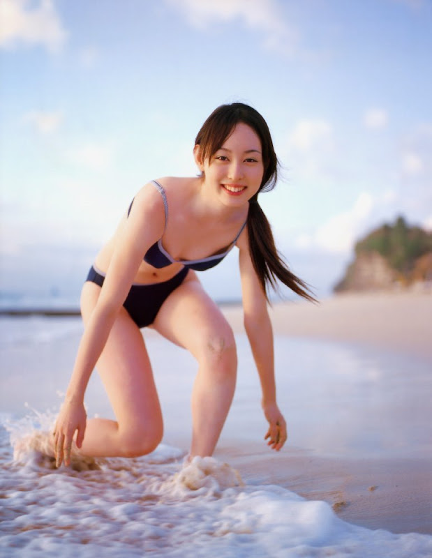 Rina Akiyama - Love it