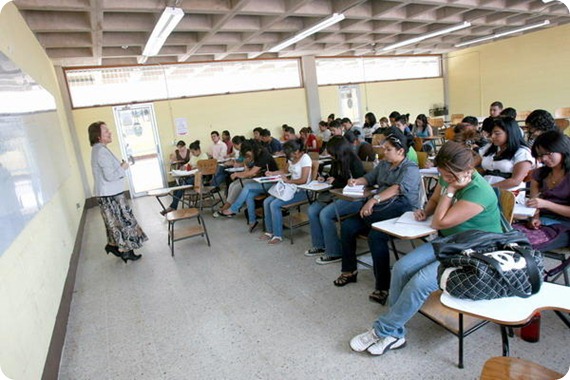 Las-aulas-del-edificio-D1-antes-4B-ahora-son-mas-espaciosas-y-estan-completamente-limpias.-Este-es-el-nuevo-rostro-de-la-ciudad-universitaria_imagen_full Las-aulas-del-edificio-D1-antes-4B-ahora-son-mas-espaciosas-y-estan-completamente-limpias.-Este-es-el-nuevo-rostro-de-la-ciudad-universitaria_imagen_full