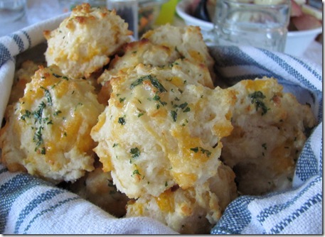cheddar bay biscuits