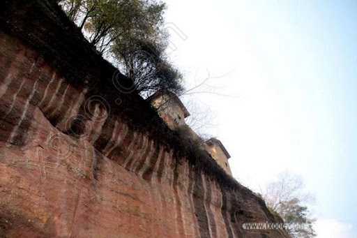  &ndash; 峭壁上的王朝寺