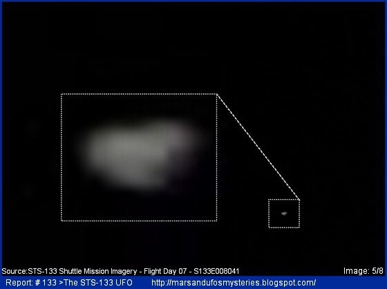 STS 133 UFO_5