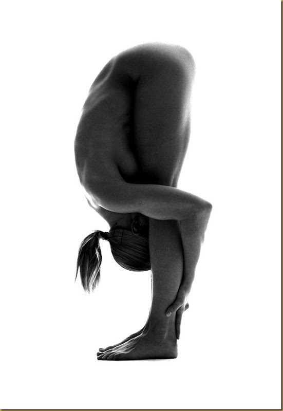 ioga Vibekeposing nude.posing nude_bw_001