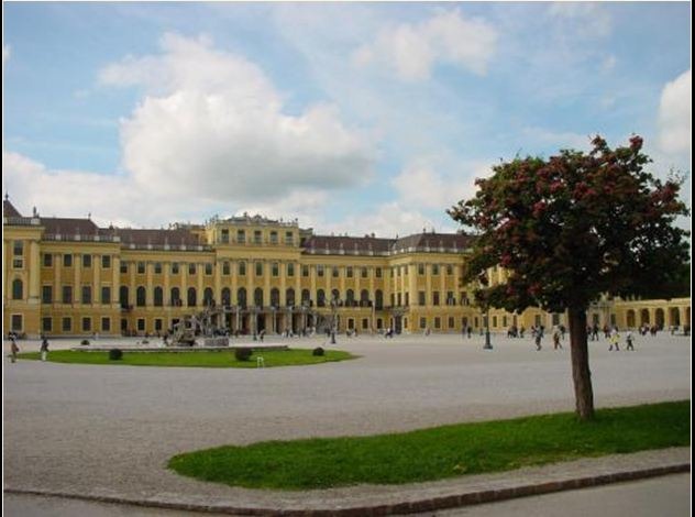 [schonbrunn palace[3].jpg]