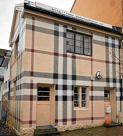 [painted-plaid-house[5].jpg]