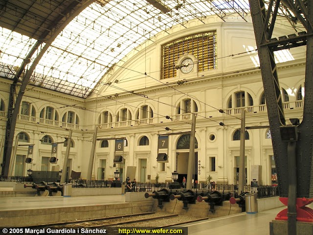 Estacio-de-Franca-RENFE-62-(23-08-05).jpg
