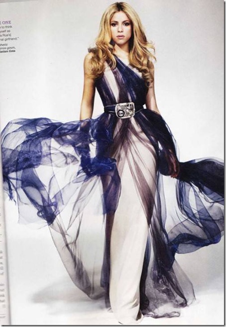 Shakira-Latina-Magazine-Septiembre-2009-4