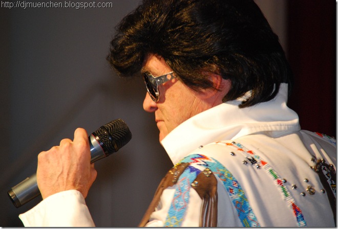 Elvis-in-the-House Elvis-in-the-House