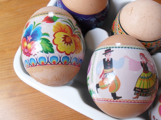 [Eggs 2010 008[3].jpg]