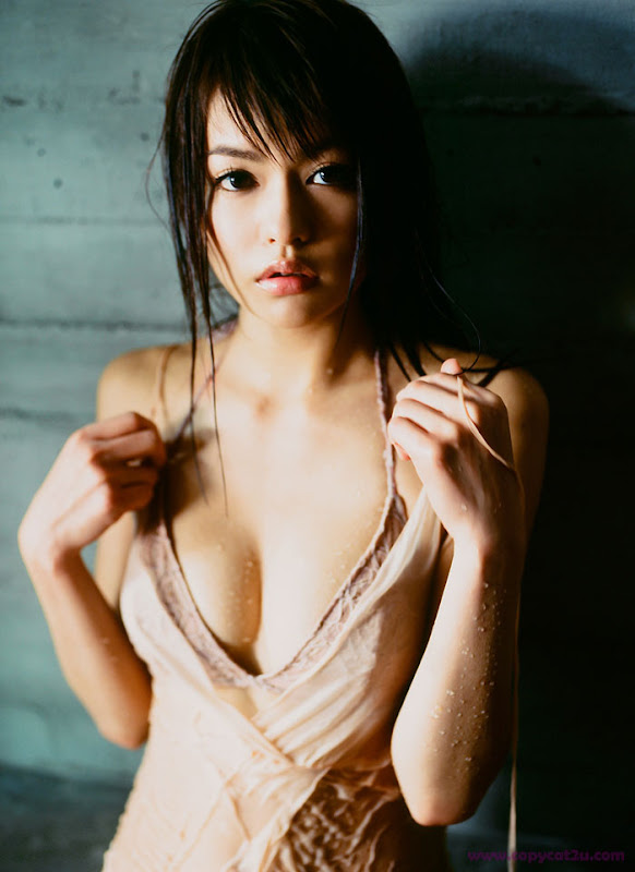 Yuriko Shiratori, 白鳥百合子