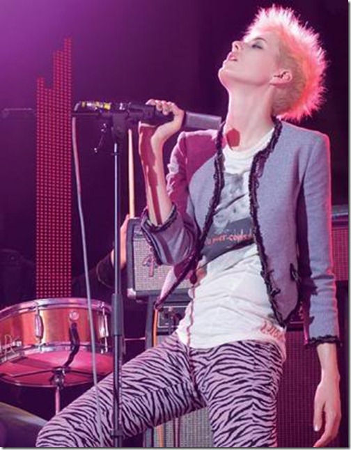 AgynessDeyn25 AgynessDeyn25